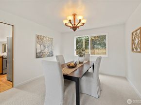 2064 Hoquiam Court NE, Renton WA 98059