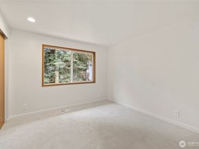 2064 Hoquiam Court NE, Renton WA 98059