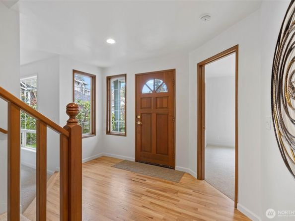 2064 Hoquiam Court NE, Renton WA 98059
