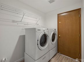 2064 Hoquiam Court NE, Renton WA 98059