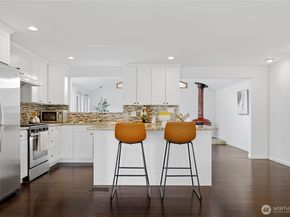 14831 NE 14th Street, Bellevue WA 98007