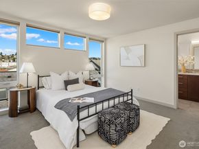 3446 B 22nd Avenue W, Seattle WA 98199