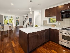 3446 B 22nd Avenue W, Seattle WA 98199