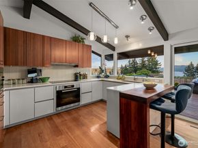 17825 NE 9th Street, Bellevue WA 98008