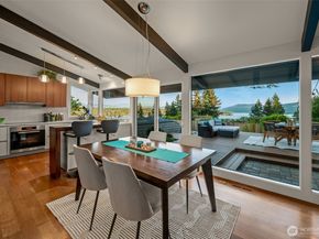 17825 NE 9th Street, Bellevue WA 98008