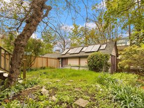 1018 NE 62nd Street, Seattle WA 98115
