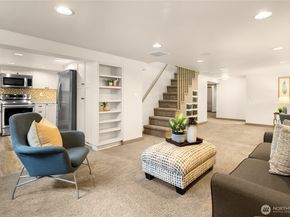 1018 NE 62nd Street, Seattle WA 98115