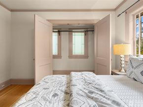 1018 NE 62nd Street, Seattle WA 98115