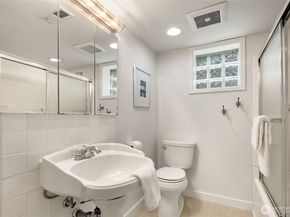 1018 NE 62nd Street, Seattle WA 98115