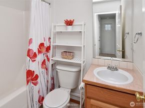 10603 NE Kingston Meadows Circle, Kingston WA 98346