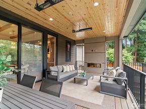 11021 NE 14th Street, Bellevue WA 98004