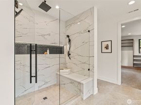 11021 NE 14th Street, Bellevue WA 98004