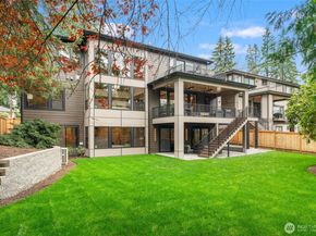 11021 NE 14th Street, Bellevue WA 98004
