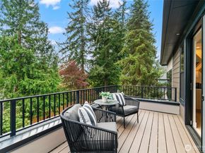 11021 NE 14th Street, Bellevue WA 98004