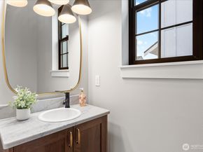 2815 25th Street C, Everett WA 98201