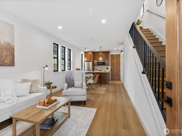 2815 25th Street C, Everett WA 98201