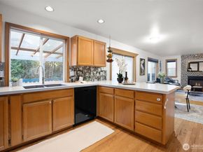 14722 45th Place W, Lynnwood WA 98087