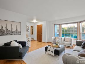 14722 45th Place W, Lynnwood WA 98087