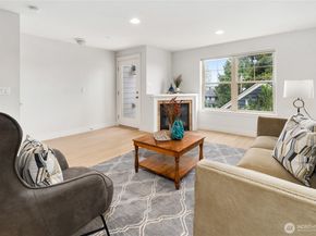 41 W Etruria Street C, Seattle WA 98119