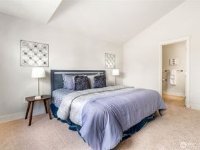 41 W Etruria Street C, Seattle WA 98119