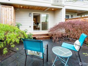 41 W Etruria Street C, Seattle WA 98119