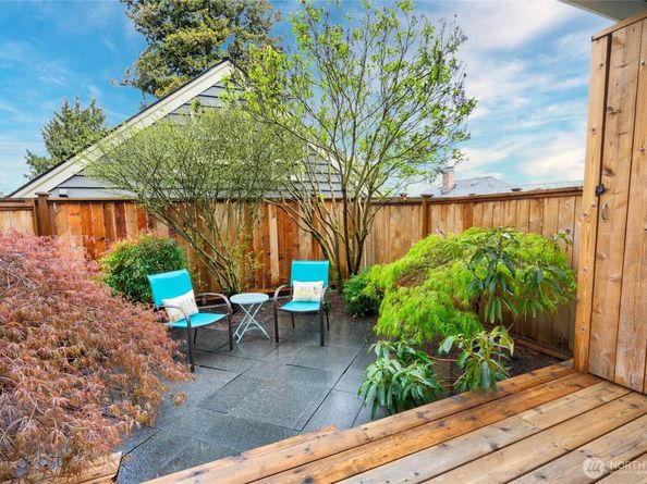 41 W Etruria Street C, Seattle WA 98119