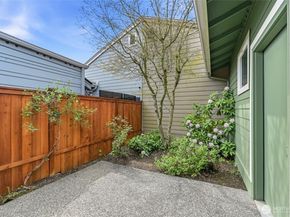11711 239th Avenue NE, Redmond WA 98053