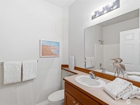 11711 239th Avenue NE, Redmond WA 98053