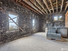 2602 Grand Avenue, Everett WA 98201