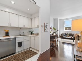 1406 Harvard Avenue 16, Seattle WA 98122