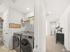 937 Panoramic Loop, Bremerton WA 98312