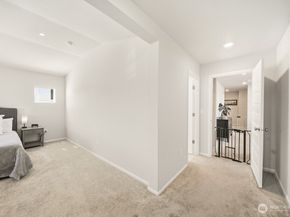 937 Panoramic Loop, Bremerton WA 98312