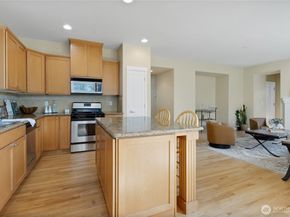 2023 Kennewick Place NE, Renton WA 98056