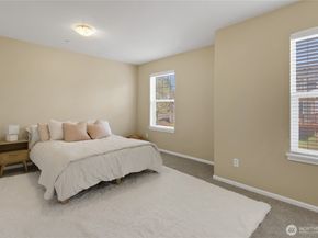 2023 Kennewick Place NE, Renton WA 98056