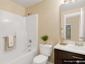2023 Kennewick Place NE, Renton WA 98056