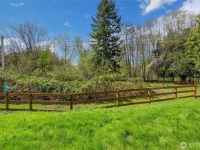 2023 Kennewick Place NE, Renton WA 98056