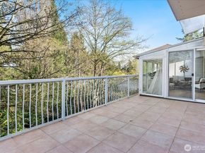 16018 36th Avenue NE, Lake Forest Park WA 98155