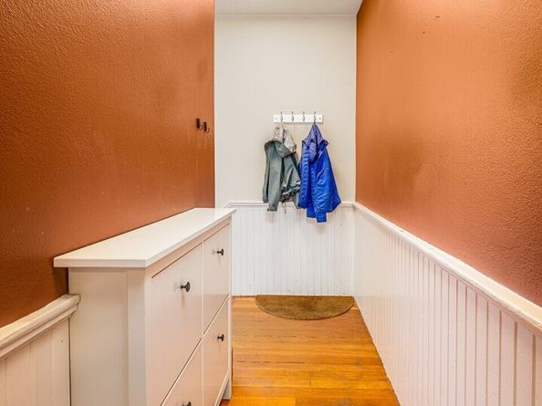 2315 E Spring Street, Seattle WA 98122