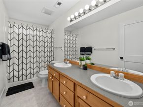 18345 160th Place SE, Renton WA 98058