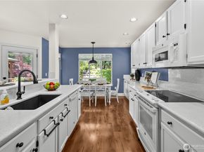 18345 160th Place SE, Renton WA 98058
