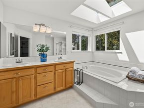 18345 160th Place SE, Renton WA 98058