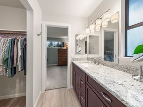 9918 NE 144th Lane 406, Kirkland WA 98034