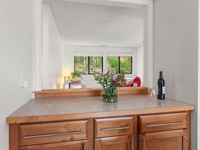9918 NE 144th Lane 406, Kirkland WA 98034