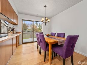 9918 NE 144th Lane 406, Kirkland WA 98034