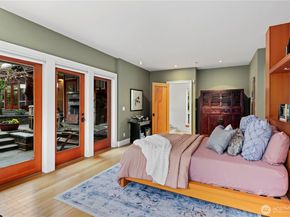 10623 NE 155th Place, Bothell WA 98011