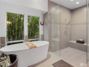 10623 NE 155th Place, Bothell WA 98011