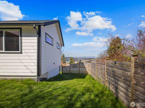 3425 Bell Avenue, Everett WA 98201