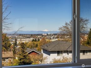 3425 Bell Avenue, Everett WA 98201