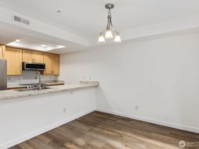 15511 35th Avenue W H, Lynnwood WA 98087