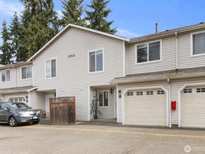 15511 35th Avenue W H, Lynnwood WA 98087